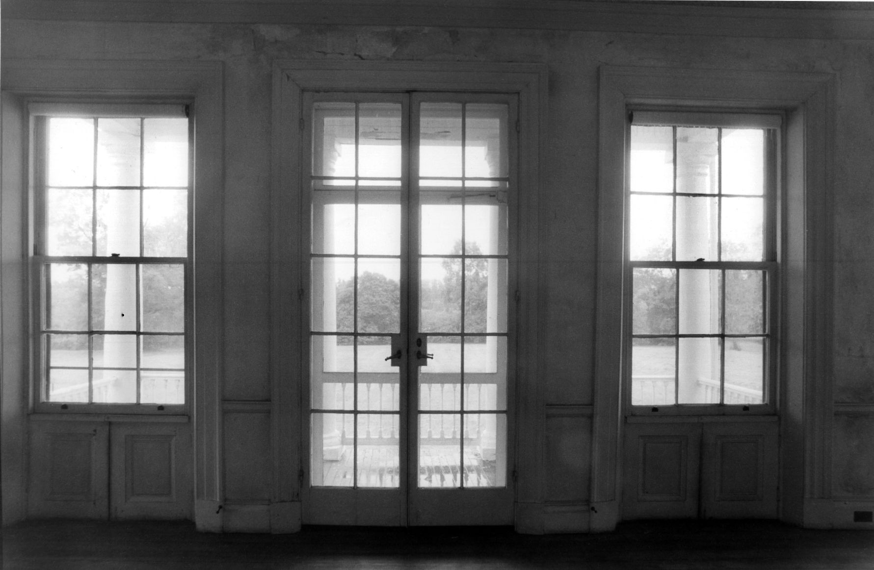 1983-09-21 South room.jpg